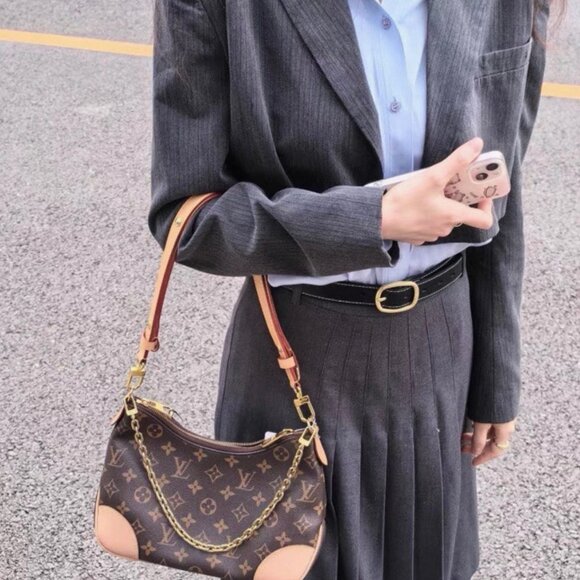 Louis Vuitton Boulogne single-shoulder bag - Picture 2 of 8